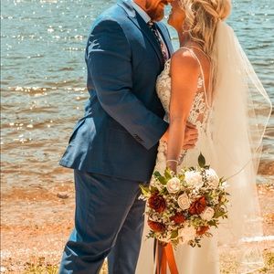 Vail from Dora Grace Bridal - single layer diagonal seed bead edge